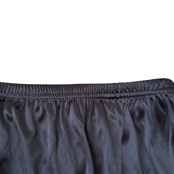 New! BrinKina Black Slip Skirt with Lace Trim. Women’s 2XL. Excellent Condition - Picture 4 of 8